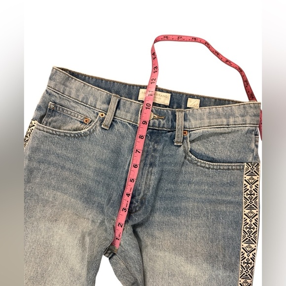 Lucky Brand Relaxed Taper Distressed Jeans - Picture 3 of 9